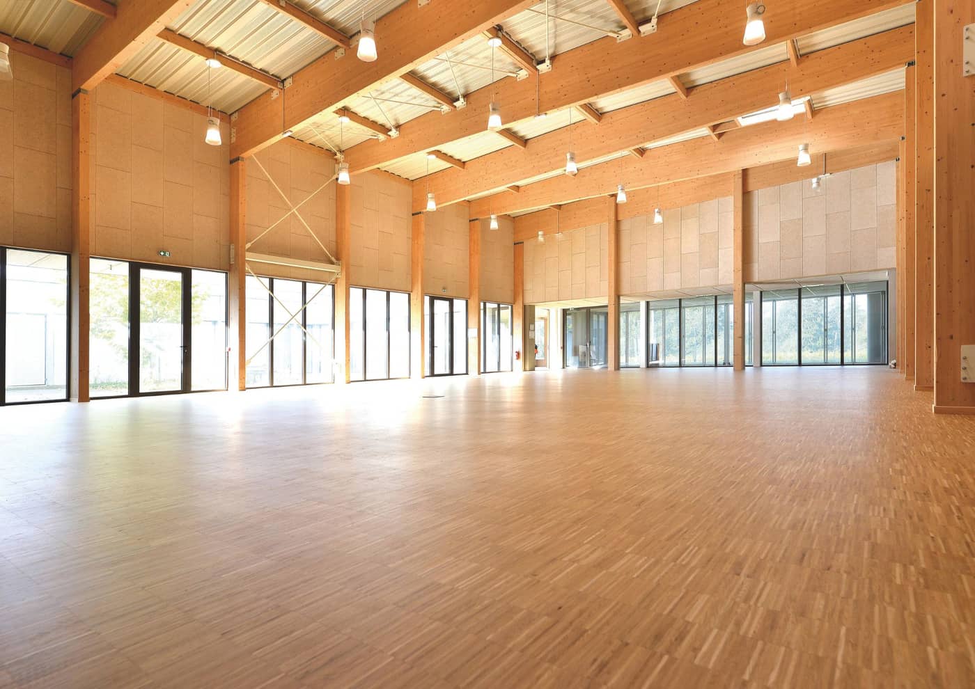 3ème prix Trophées Plastor : PARQUETS PRO (68) reprend la nouvelle salle communale de Bessoncourt