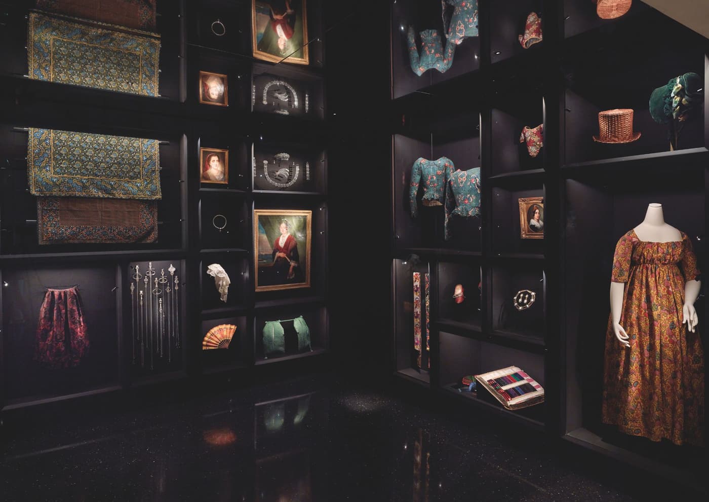 Studio KO pare le musée de la Mode et du Costume de ses plus beaux atours