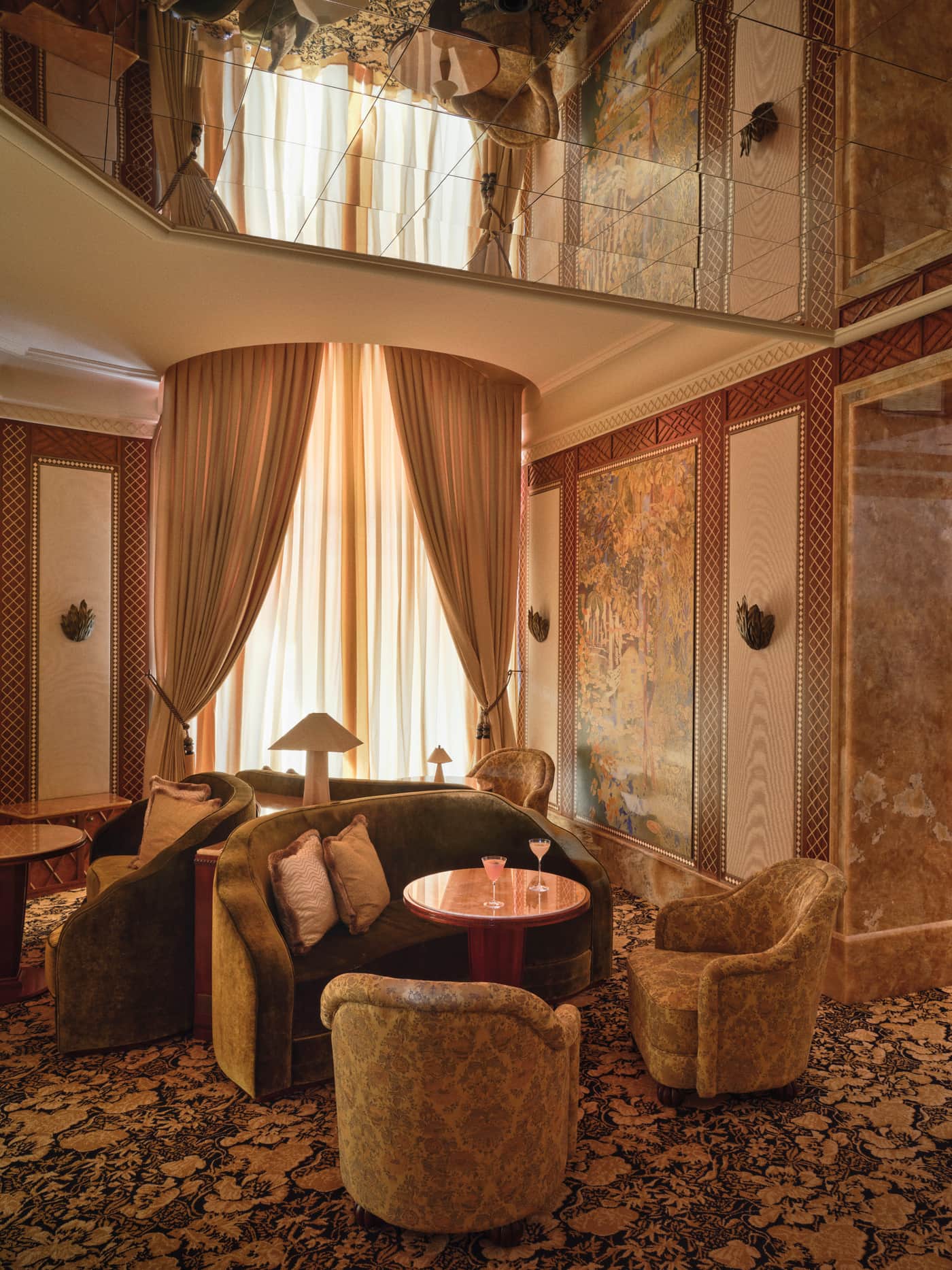 Au Fouquet’s Paris, Friedmann & Versace réinventent l’art de recevoir