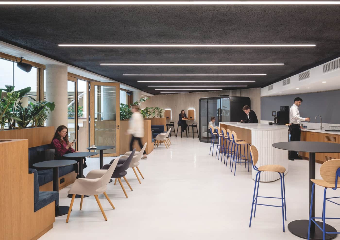 Studios Architecture installe McKinsey boulevard des Invalides