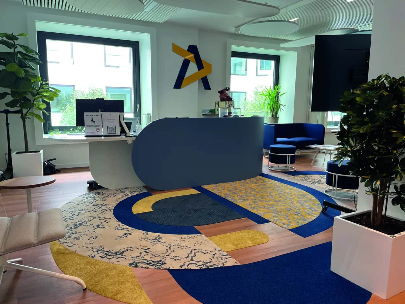 Balsan signe le sol du nouveau centre Apec Saint-Lazare